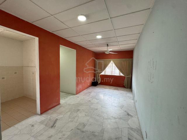 Sri Cempaka (Puchong) 1