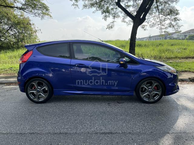 2015 Ford FIESTA 1.6 ST (M) - 4