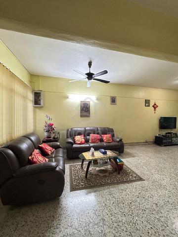 Island Glades Lorong Delima 2-Storey Terrace House 4-rooms **FREEHOLD 1