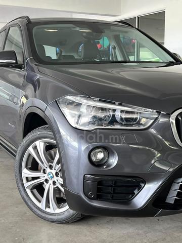 2017 BMW X1 2.0 sDrive20i SUV / R/Cam / Keyless - 5