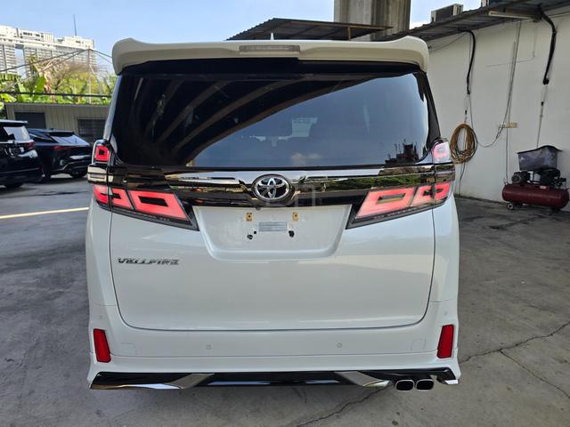 2023 Toyota VELLFIRE 2.5 GOLDEN EYES 4.5A/8k km - 4