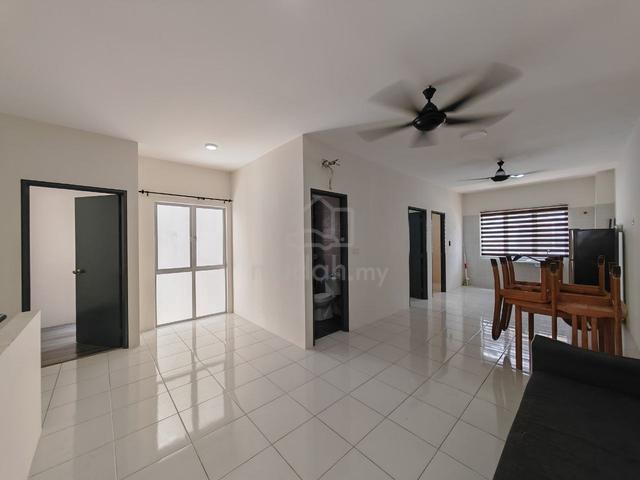 Rumah Sewa Cybersouth Kita Bayu Townhouse Upper floor Partial Furnish 1