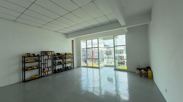 Danga Utama jalan pertama 3 taman Tampoi indah 2nd floor shop 1