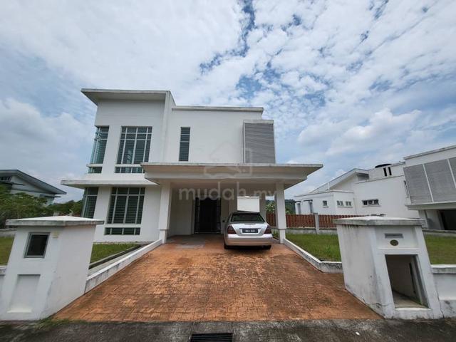 [[BUNGALOW CORNER]] 2 Storey Terrace House, Peridot, Kota Emerald 1