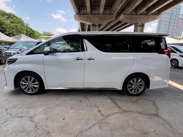 2022 Toyota Alphard 2.5 Type Gold MPV (A) 5Acar - 5