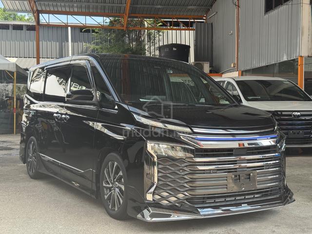 MODELLISTA KIT / SPOILER 2023 Toyota VOXY 2.0 S-Z - 1