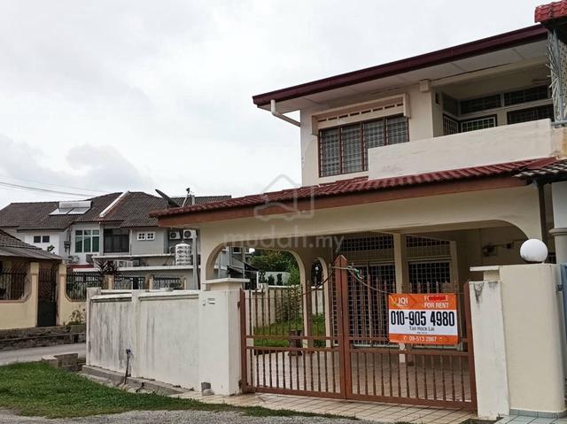 For Rent- Seri Kuantan Double Storey Terrace House 1