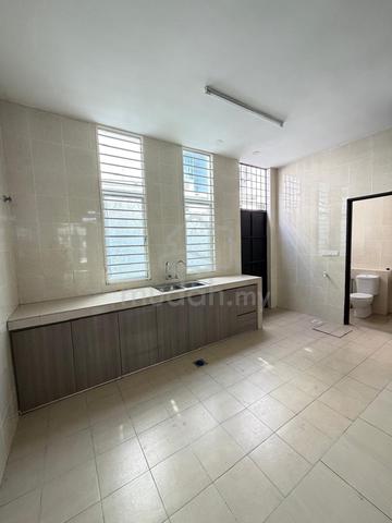 TERMURAH, Rumah 3 Tingkat @ Bangi Avenue / UKM / Kajang 1