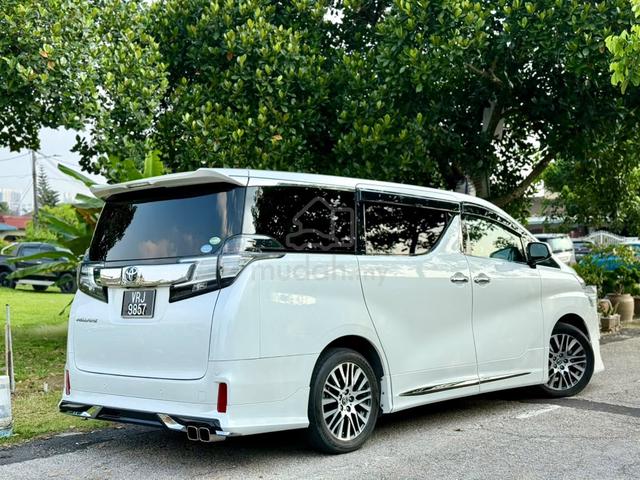 ON THE ROAD 2015 Toyota VELLFIRE 2.5 (A) - 5