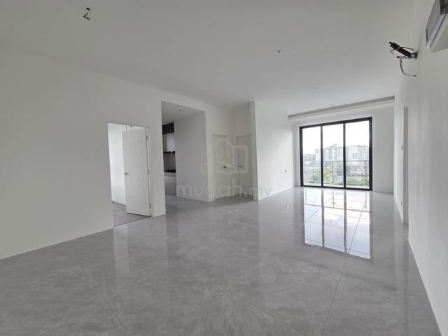 3 bedrooms high floor at Royal Stampin (Prime Area) for sale 1