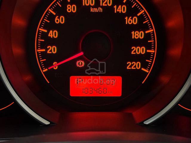 2016 Honda JAZZ 1.5 S (A)FULL LOAN 2 YEAR WARRANTY - 2