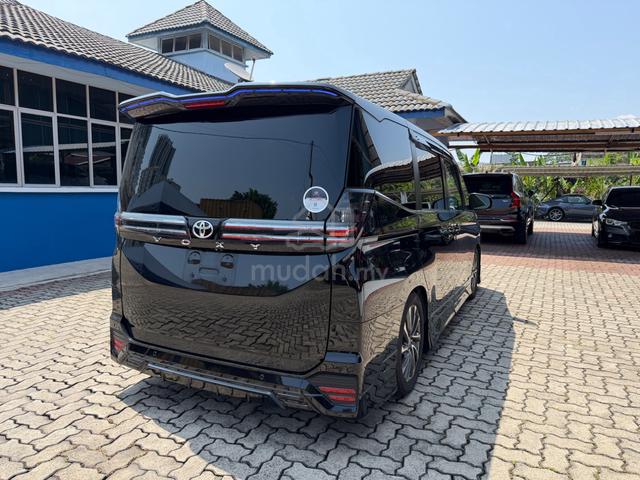 2022 toyota voxy sz model with warranty - 3