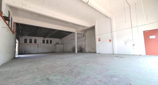 Value Buy‼️SemiD Factory Warehouse Sale!Perindustrian Puchong【8,400sf】 1