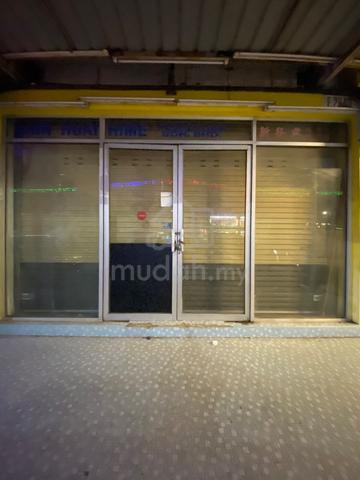 Jalan Dato’ Wong ah Jang, ground floor shop for rent facing roadside 1