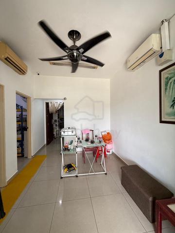 1.5 storey terrace @ Happy Garden, Freehold, Renovated, Super Cheap 1