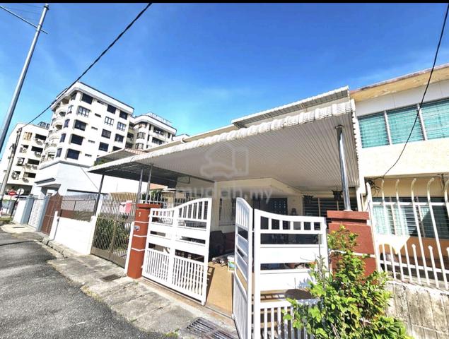 [Hot Area] 2 Storey Terrace at Pulau Tikus near Gurney for Rent 1