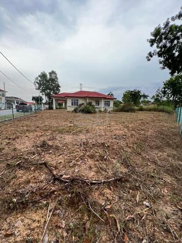 [CORNER LOT MURAH] Banglo Satu Tingkat Bandar Tasik Senangin N. Sembil 1
