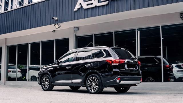 Mitsubishi OUTLANDER 2.0 AWD F.LIFT 360CAM 2019 - 2