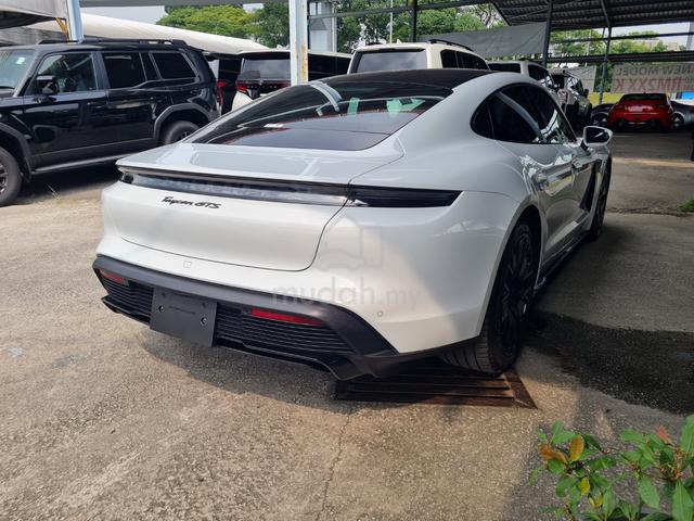 2023 PORSCHE TAYCAN GTS SEDAN Sunroof Chrono Bose - 3