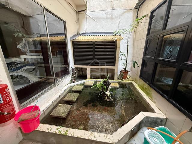 3 Storey Shoplot Corner for sales @ Jalan ban hock 4