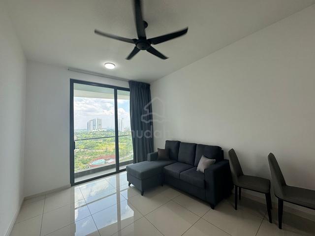 The M @ Medini Macrolink 1