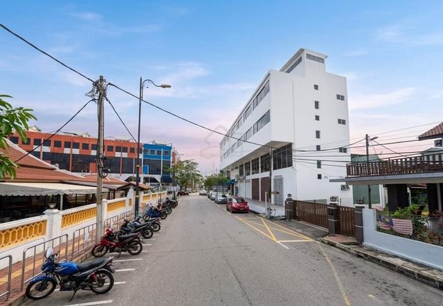 PRIME FREEHOLD CORNER 4 Storey Shoplot Near Jonker @ KG Hulu Melaka 1