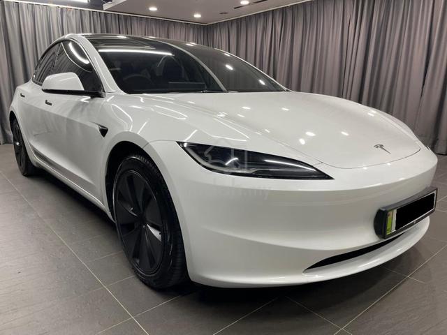 2023 Tesla Model 3 Long Range (A) Sedan - 1