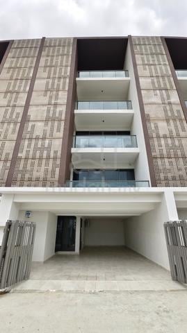 Luxury Duplex Villa At Hinai Heights, Penang For Rent 1