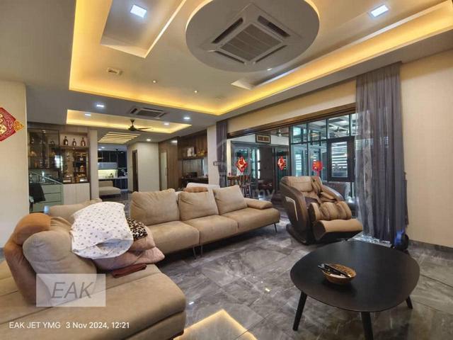 Tiptop Renovation Double Storey Semi D Corner! Bayu Villas Bukit Rimau 1