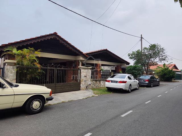 BUKIT RASAH PREMIER HILLTOP BUNGALOW-9Br 7B-GUARDED 1