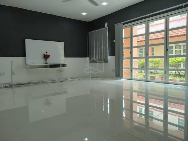 2.5 Sty Bungalow@ Kemensah Height, Ampang, Reno, Freehold, Super Cheap 1