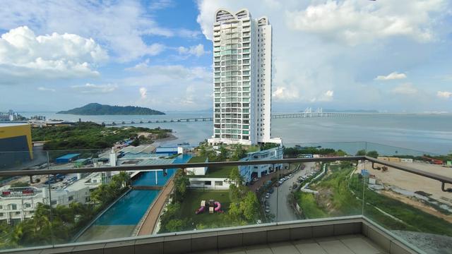 Southbay Plaza Residential Suites 1