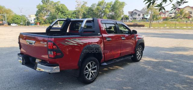 2016 Toyota HILUX 2.8 G VNT MY16 AN120 (A) - 2