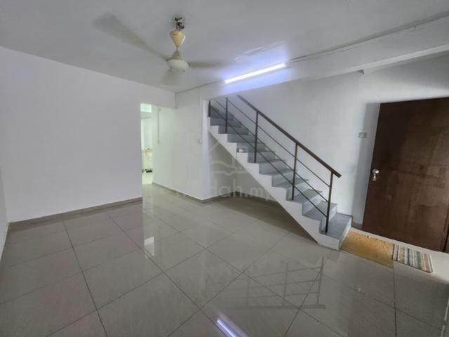 2 Storey Low Cost Taman Anggerik Johor Jaya Renovated Partial Furnish 1