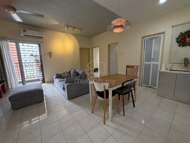 Bayu Puteri Apartment 1