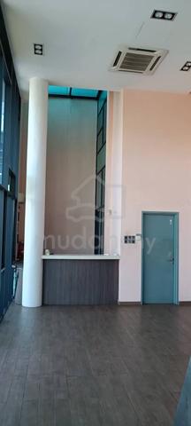 Seksyen 32 Shah Alam 3 Storey Semi-D Factory 450Amp With Cargo Lift 5