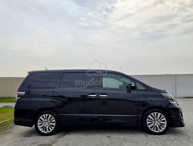 2013 Toyota VELLFIRE 2.4 Z GOLDEN EYES SUNROOF - 4