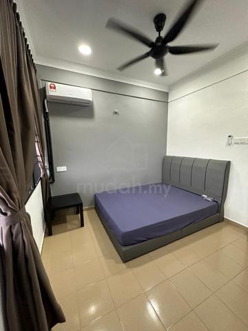 Middle Room in Female Unit @ Sungai Nibong near Bayan Lepas 1