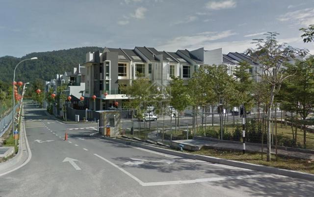 Taman Dolomite Templer, RAWANG, 3 Storey Built-up Size 3,300 sqft 1