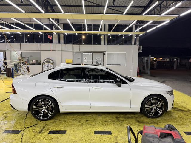 (Direct Owner) 2022 Volvo S60 2.0 RECHARGE T8 - 4