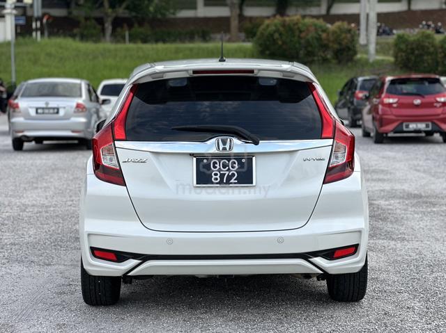 Honda Jazz V spec 2018 ( Direct owner ) - 3