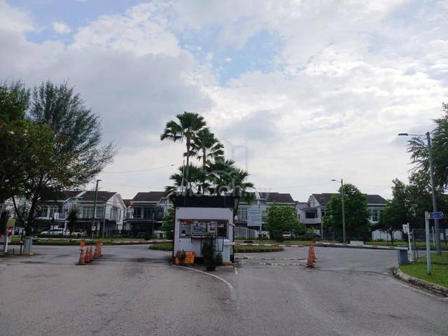 CHEAPEST ‼️ 2-Storey SEMI-D Cluster SP10, Bandar Saujana Putra 1