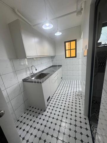 Pandamaran Flat 1