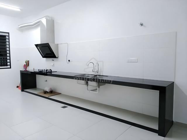 (KITCHEN TABLETOP + AIRCOND) Suriaman Sendayan Teres 2 Tingkat 1