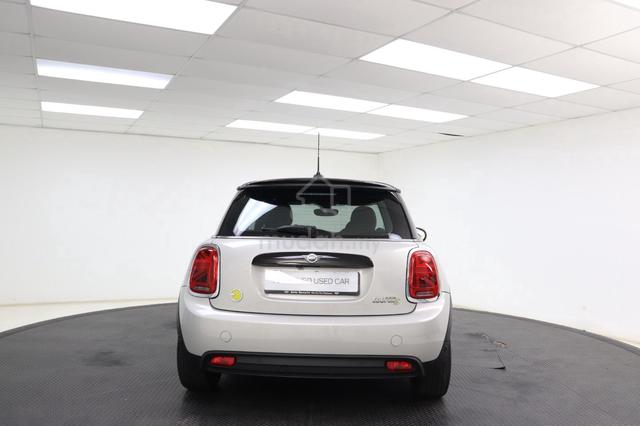 2022 MINI Cooper SE 3 Door - 4