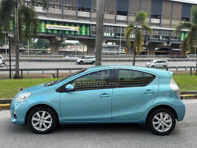 2013 TOYOTA PRIUS C 1.5 HYBRiD GOOD CONDITION - 5