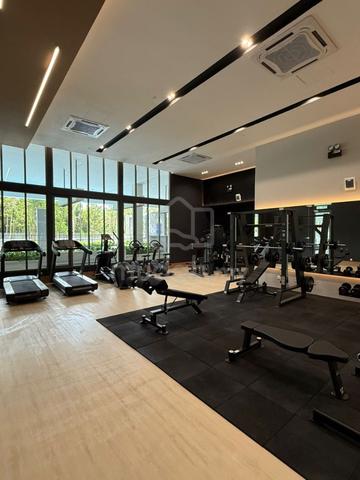 Renna Residence @ The NorthBank 1
