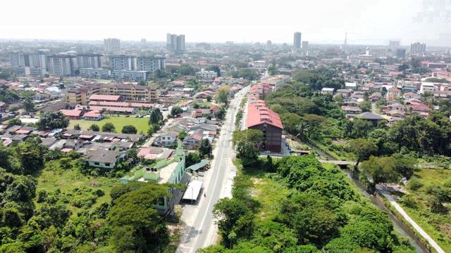 (Tepi Jln, Dlm Bdr KB)Tnh Bangunan 1.04 Ekar di Wakaf Mek Zainab, KB 1