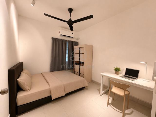 Medium Room (Queen Bed) at Seri Intan Apartment, Setia Alam, Shah Alam 1