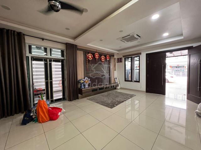 For Sale DOUBLE-STOREY CLUSTER HOUSE Taman Scientex  Kulai 2 1